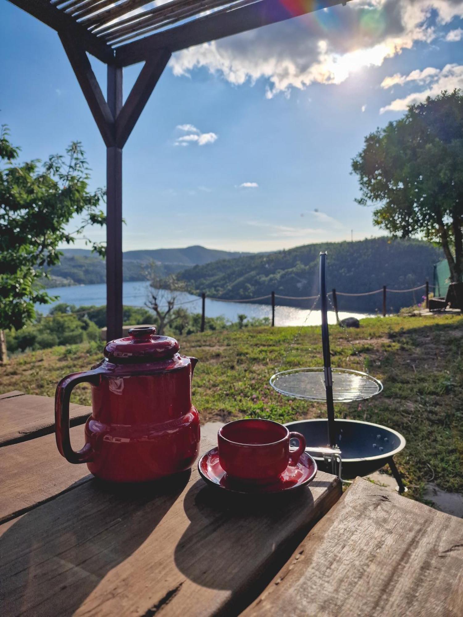 Casas De Gondarem By The Douro Valley Hébergement de vacances *